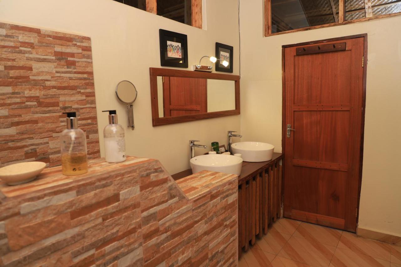 Nkuringo Bwindi Gorilla Lodge Eksteriør billede